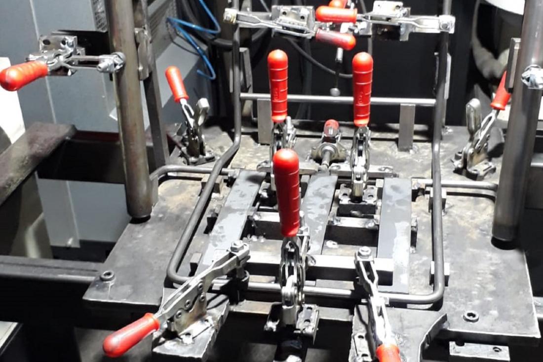Horizontale Grundklemme / 1201 Y (1204 UA) – Bild 7